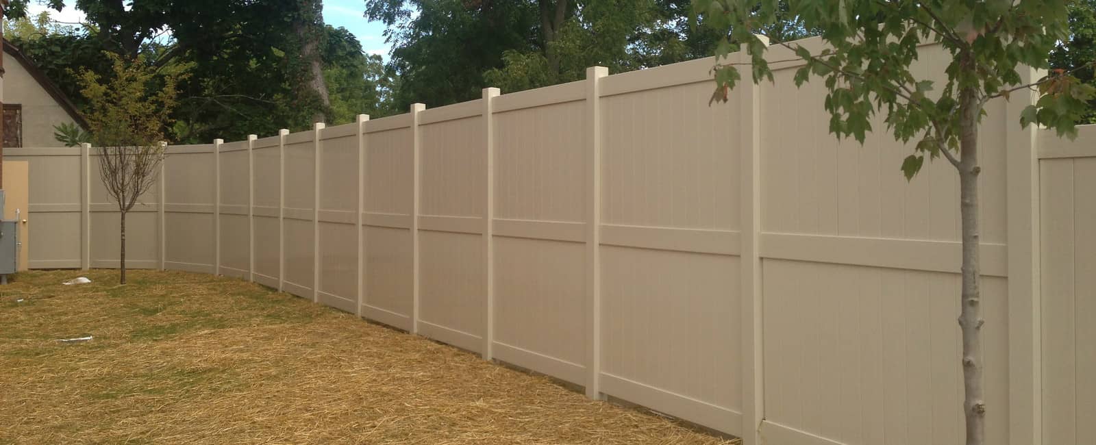 SDF- Vinyl Fence 2.jpg